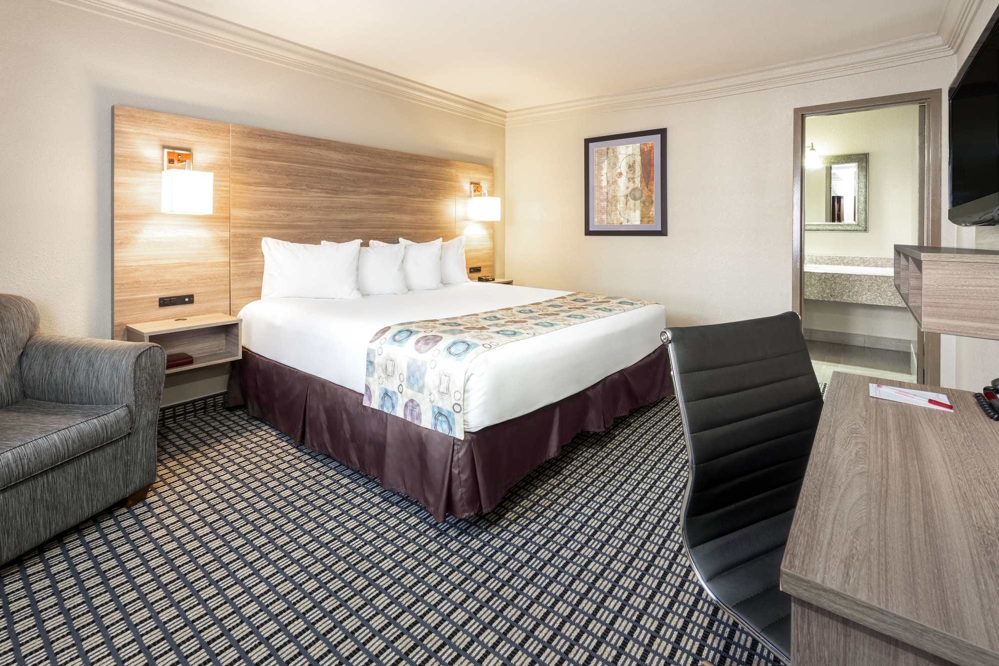 Deluxe, Studio, Suite, King Bed