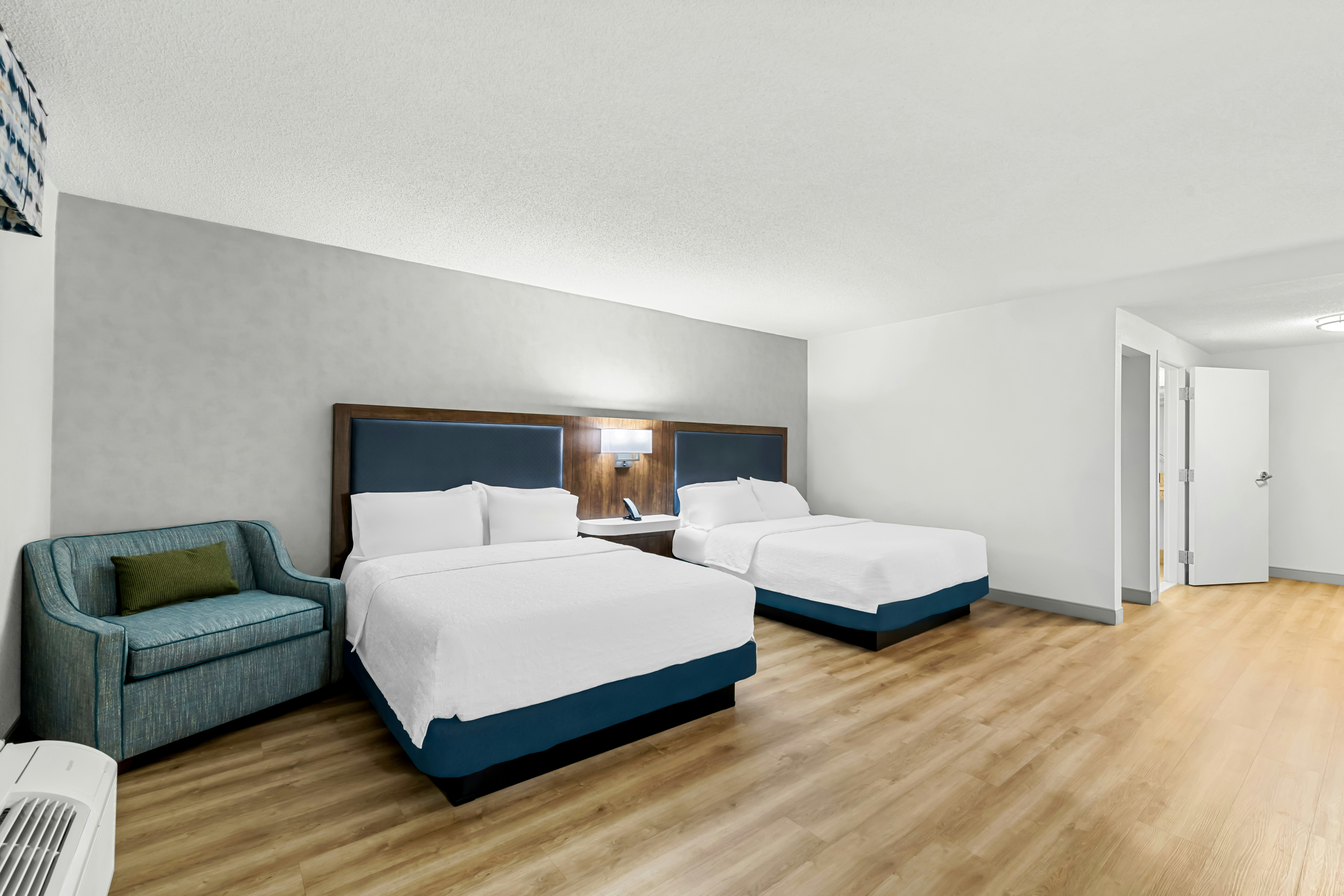 ROOM, 2 QUEEN BEDS, ACCESSIBLE