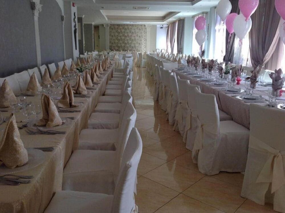 Sammartano Hotel 40/56