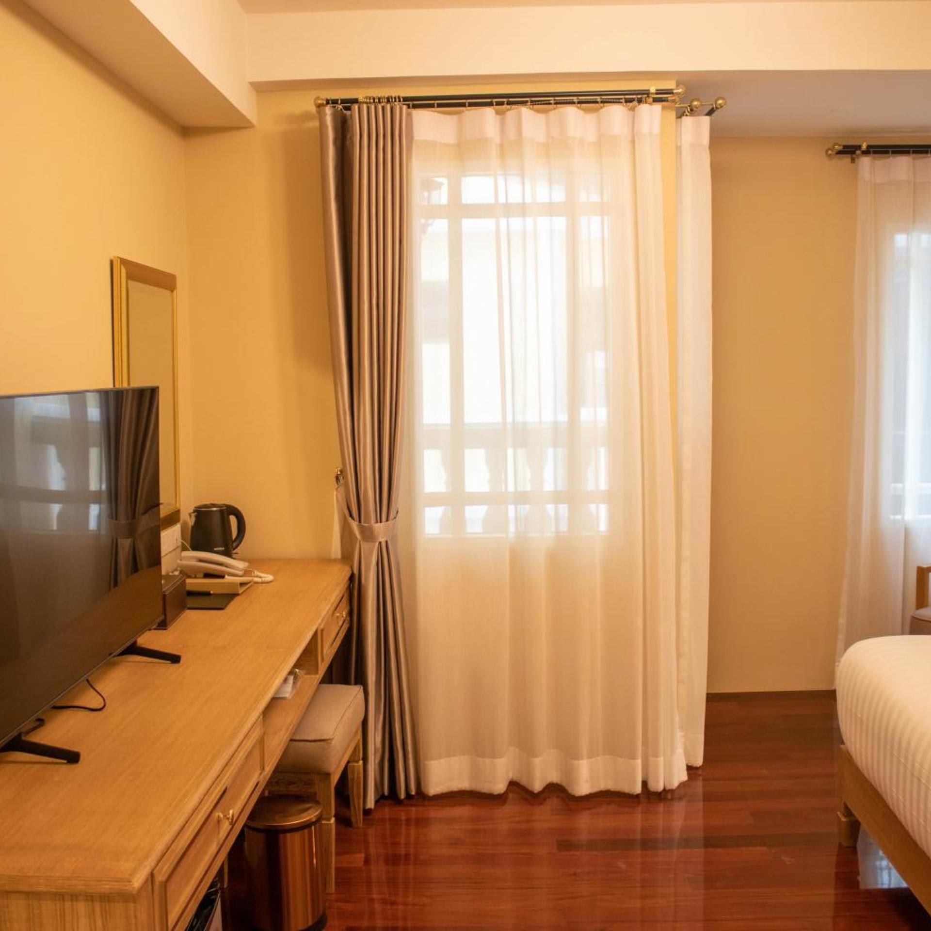 Siri Ratchadamnoen Bangkok Hotel 26/33
