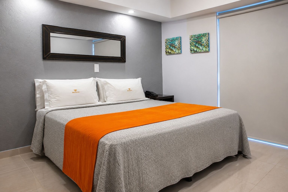 Hotel Emperatriz 25/72