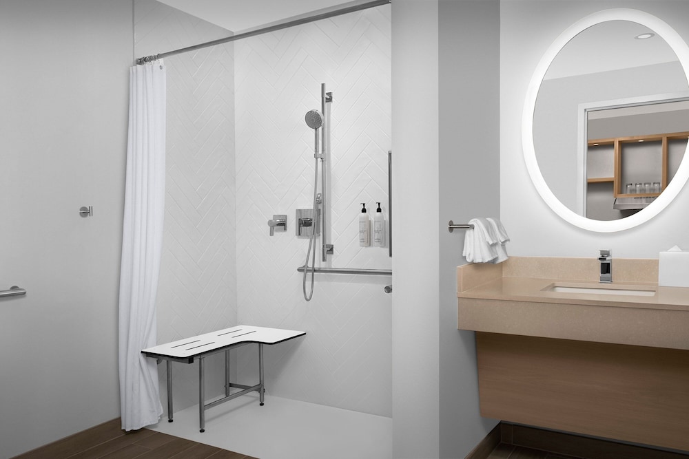 TownePlace Suites Jacksonville Airport 53/57