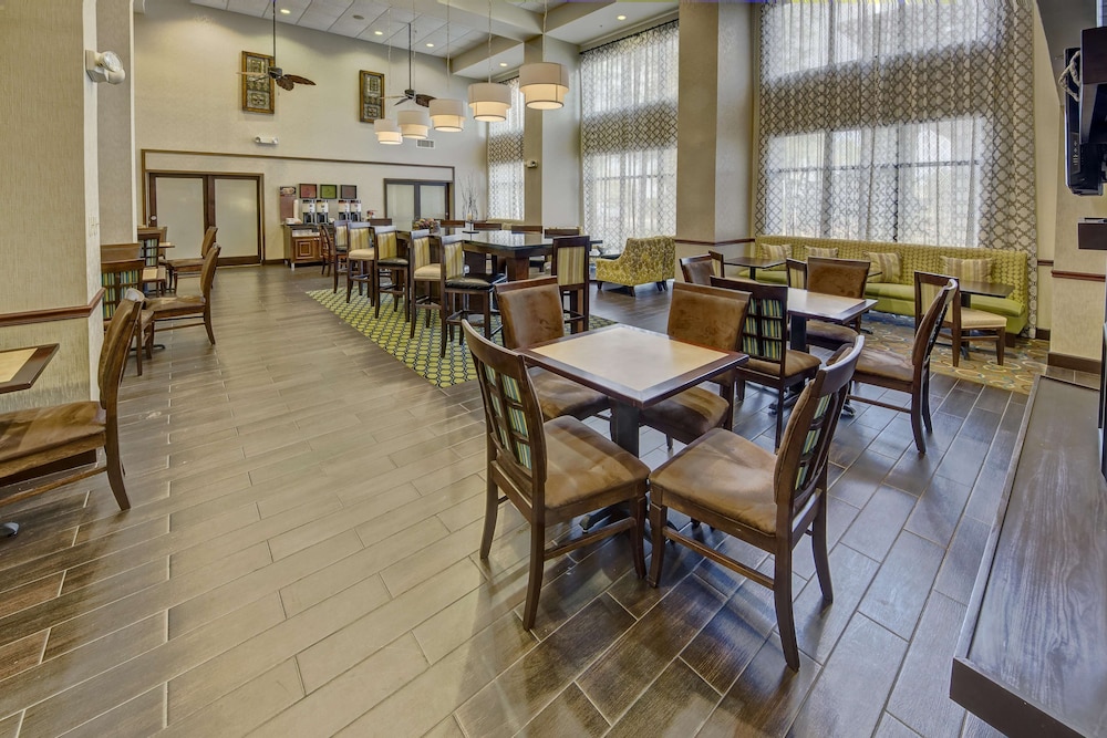 Hampton Inn Suites Clermont 32/41