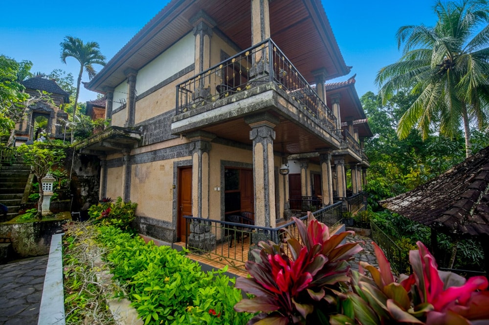 Puri Saron Madangan Hotel in Gianyar