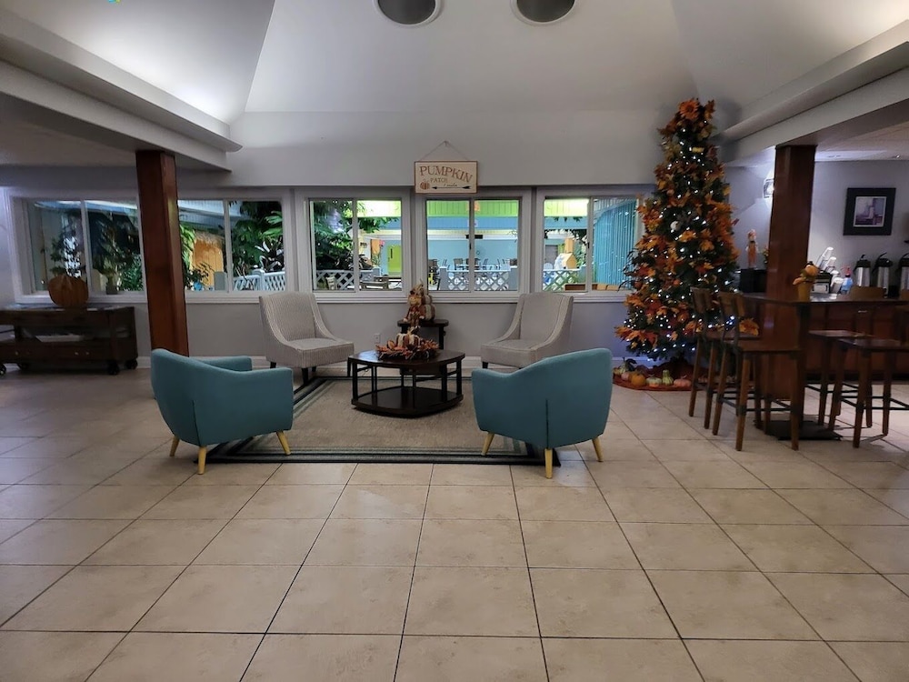 Greenfield Inn and Suites Elizabethtown KY I65 Exit 94 46/62