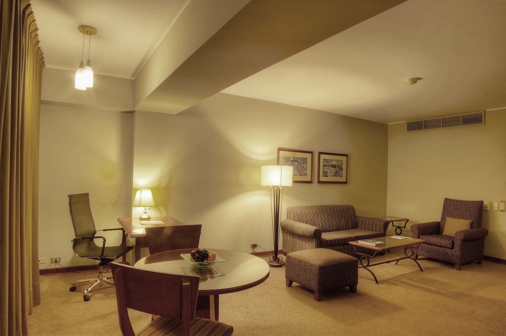 Sol de Oro Hotel And Suites 32/65