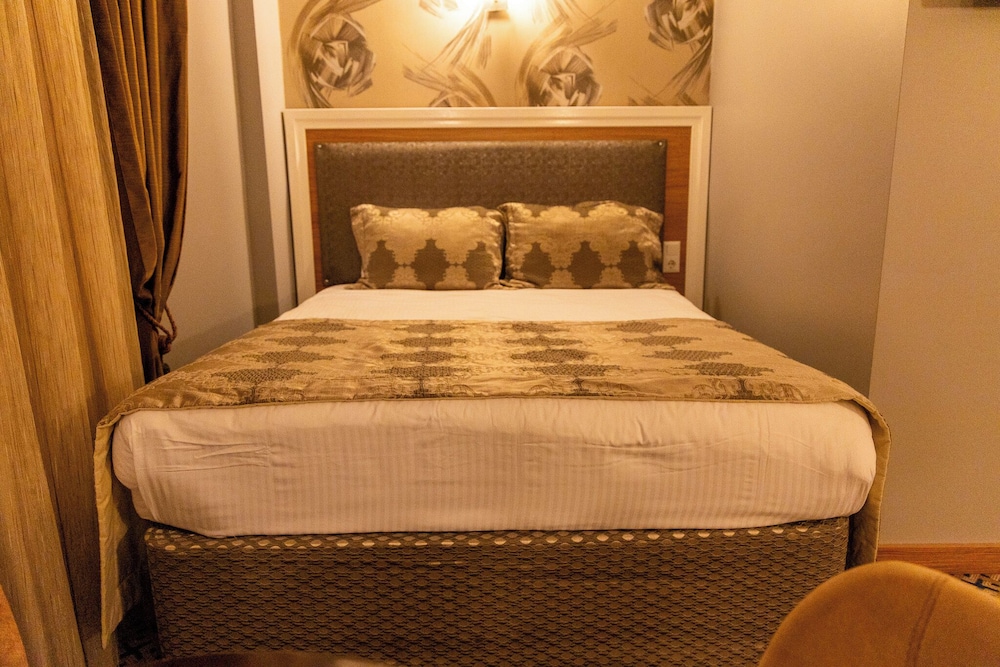 Grand Rosa Hotel 11/42