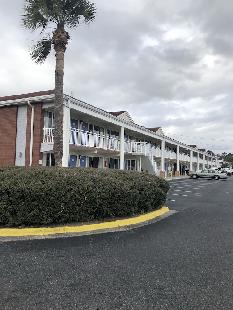 Motel6 Brunswick, GA in BRUNSWICK - GA
