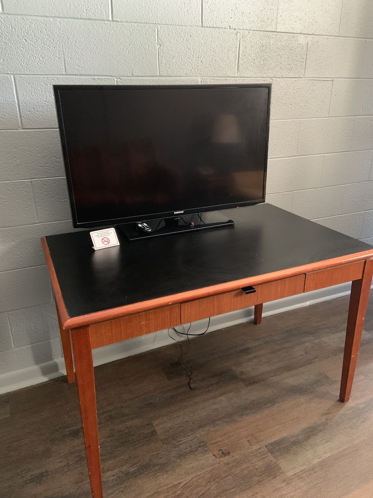 Birchwood Suites 9/50