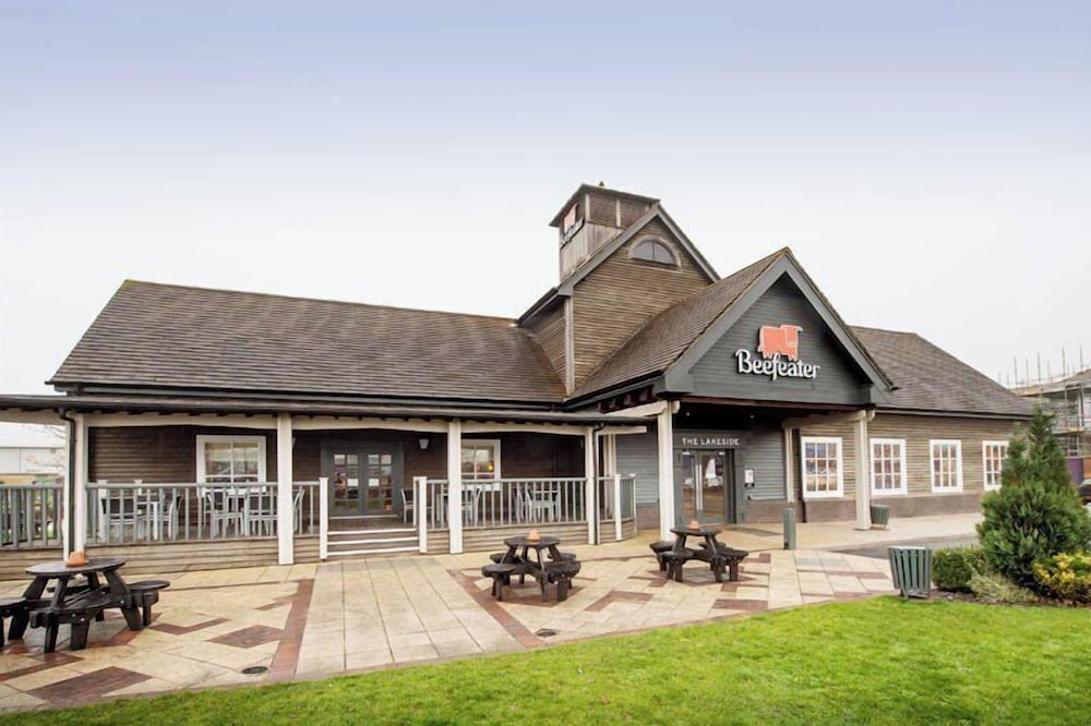 Premier Inn Doncaster (Lakeside) 40/45