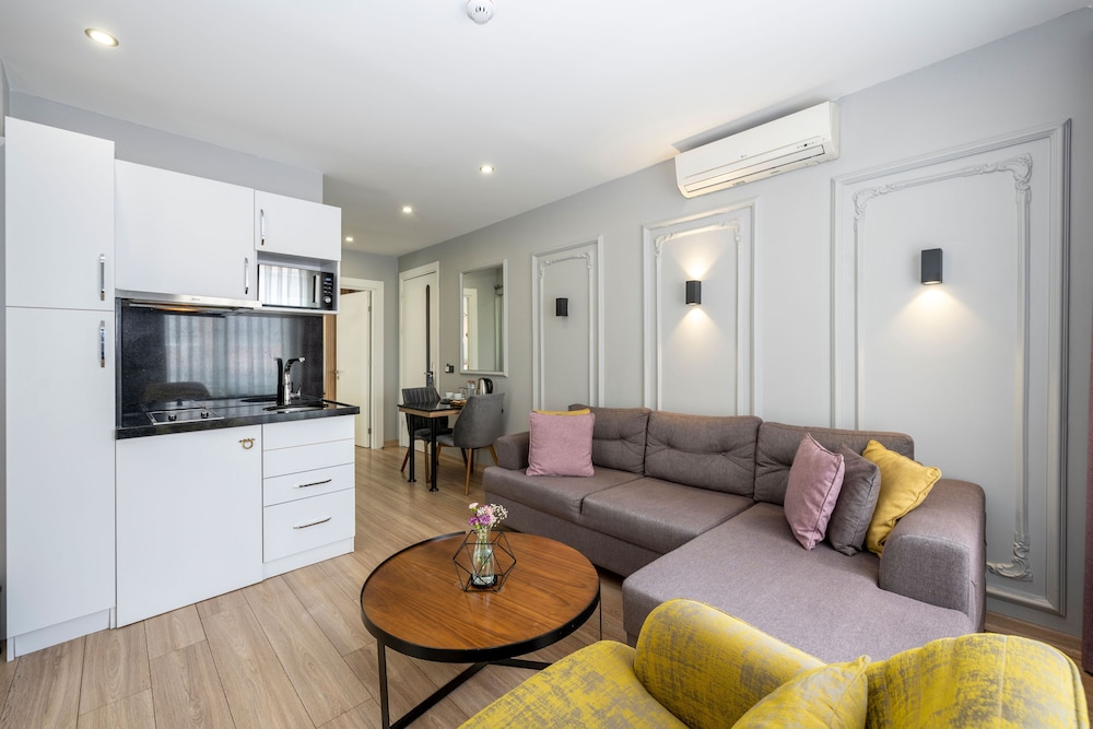 Hotel the Marions Suite 48/85