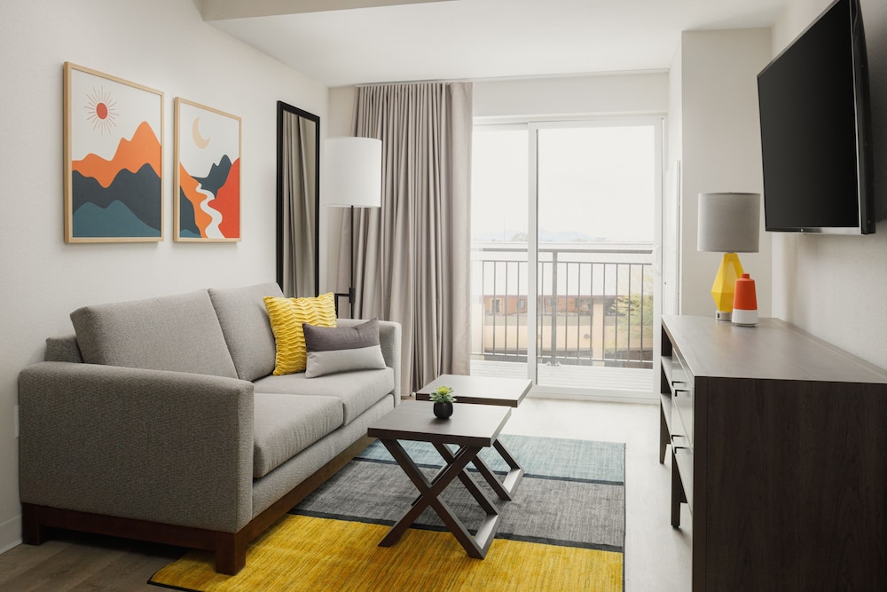 WaterWalk Extended Stay by Wyndham Phoenix - N. Happy Valley 21/41