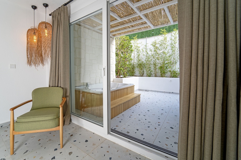 Hotel Karbel Sun 28/50
