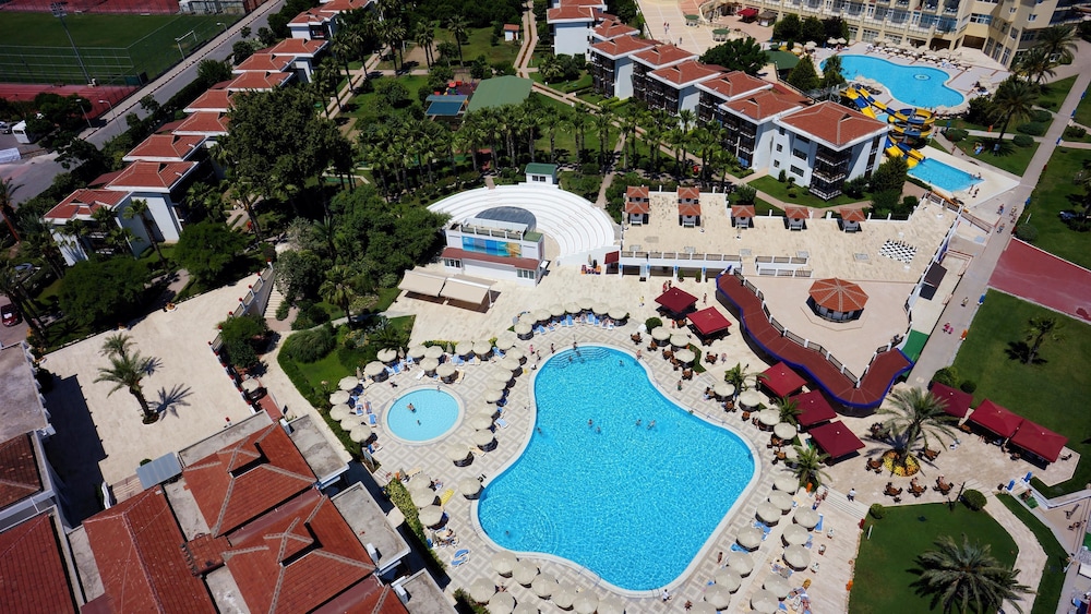 TT HOTELS HYDROS CLUB 15/93