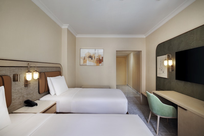 Diyar Ajwa, Tapestry Collection by Hilton 7/16