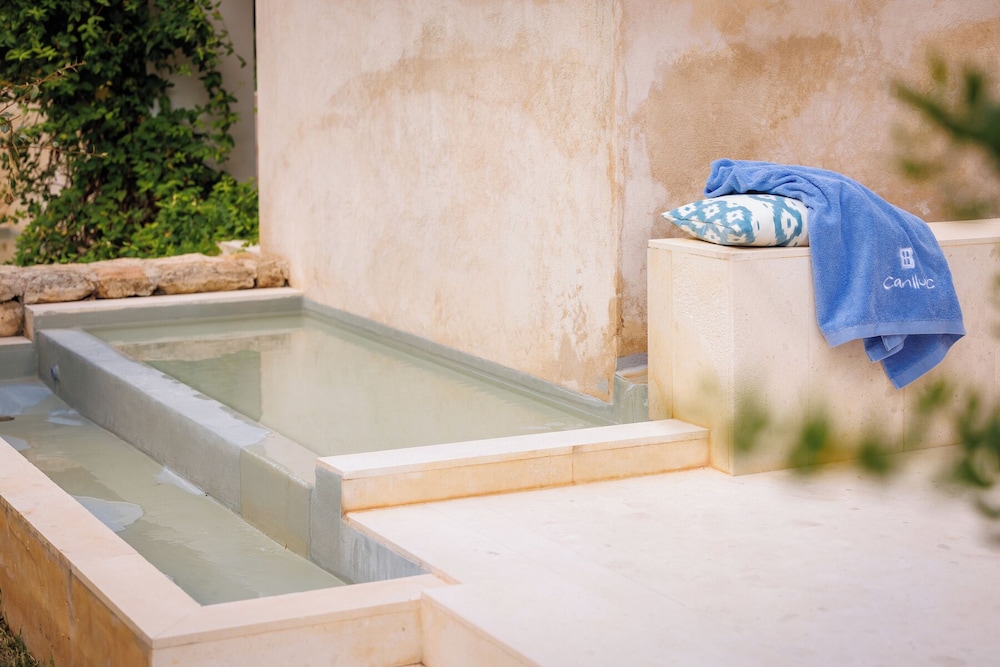 Can Lluc Boutique Country Hotel & Villas 66/92