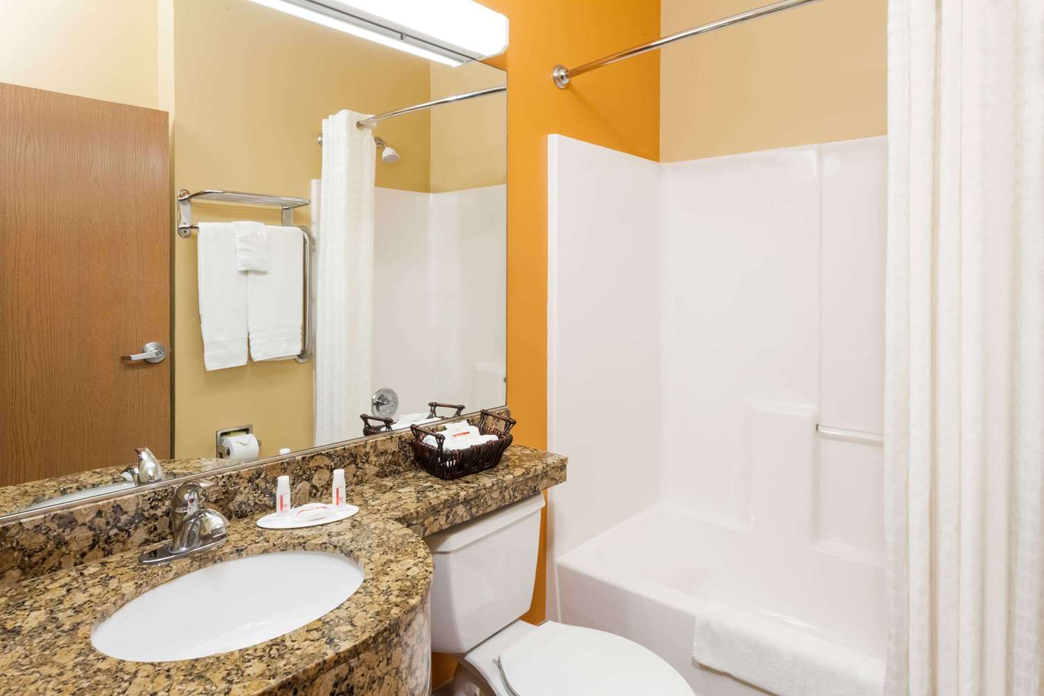 Microtel Inn Suites by Wyndham South Bend at Notre Dame 8/11
