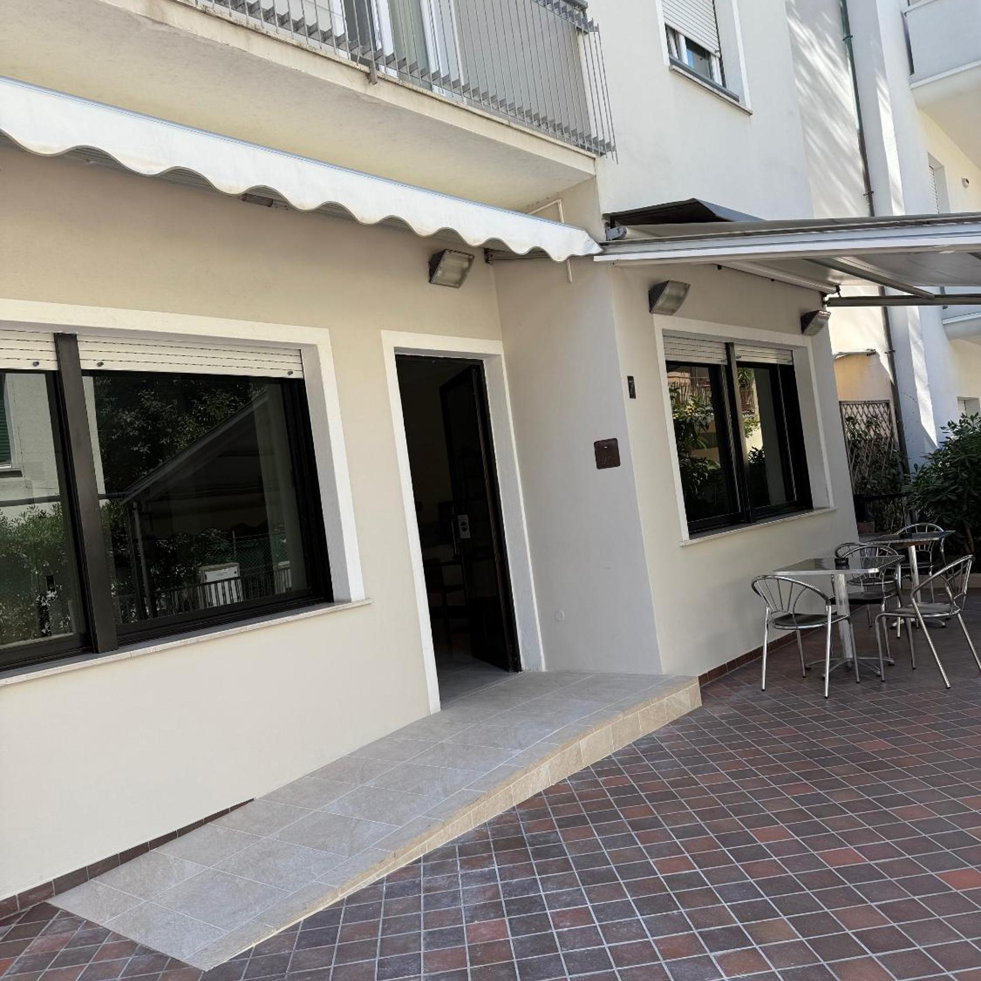 Hotel Pigalle 4/50