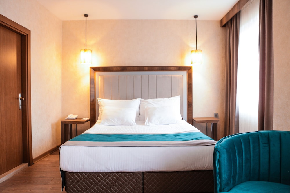 The Life Hotel & Spa 19/71