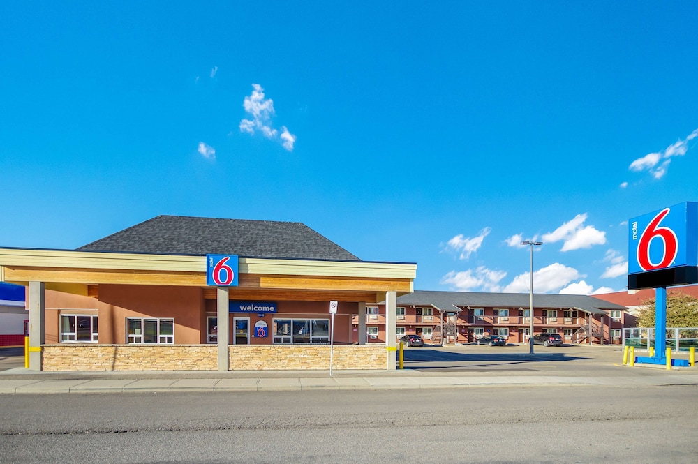 Motel6 Lethbridge Ab in LETHBRIDGE