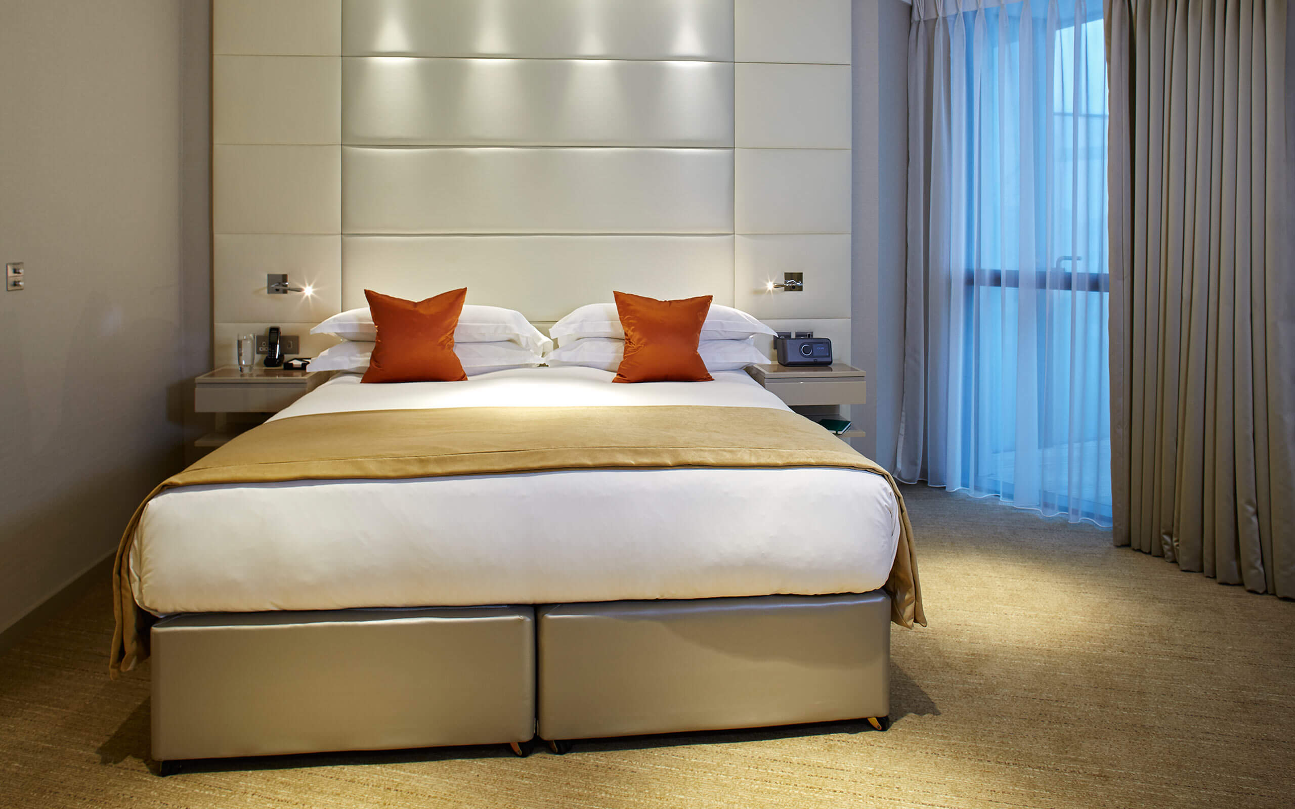 River View Luxury Two Bedroom Apartment