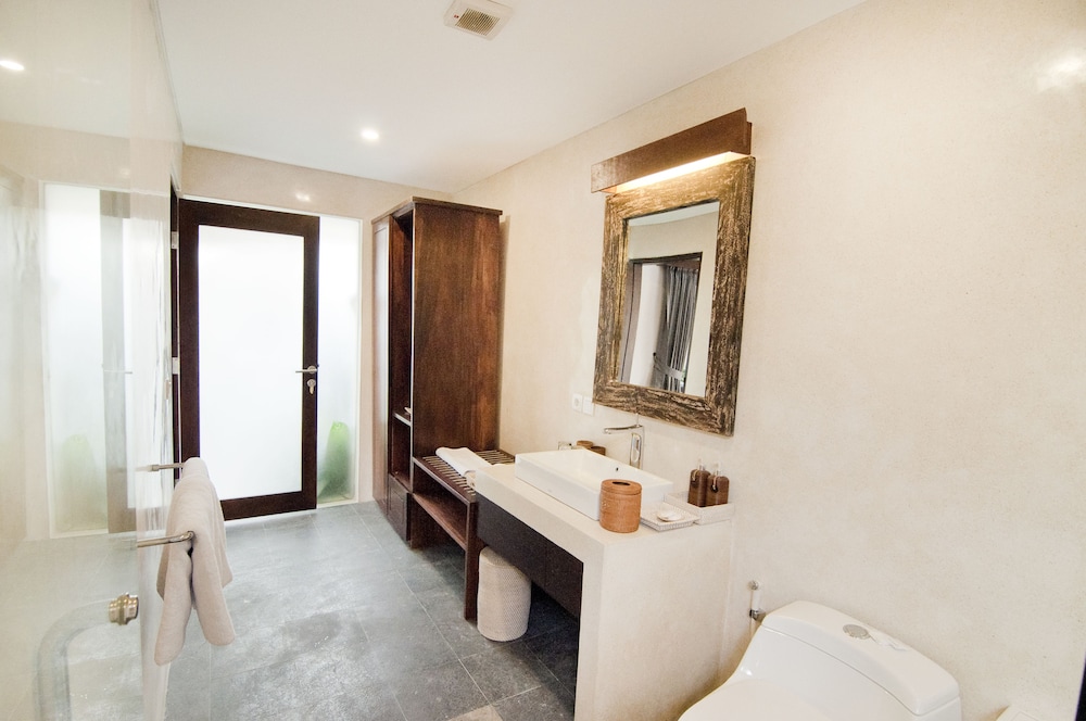 Villa Puspa 44/48