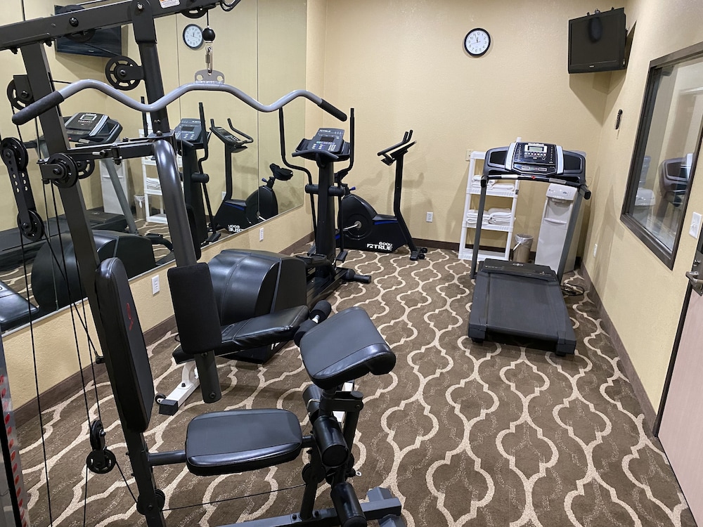 Quality Inn & Suites Bethany 8/19