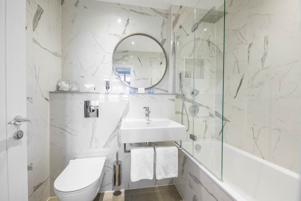 Padstow Harbour Hotel 63/64