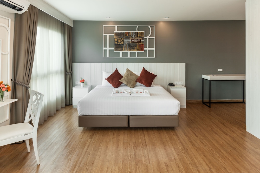 Cmor Nimman by Recall Hotels 12/68