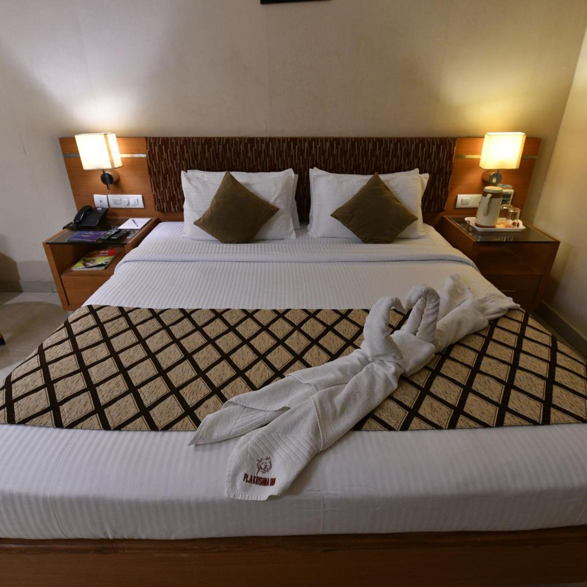PLA KRISHNA INN 11/39