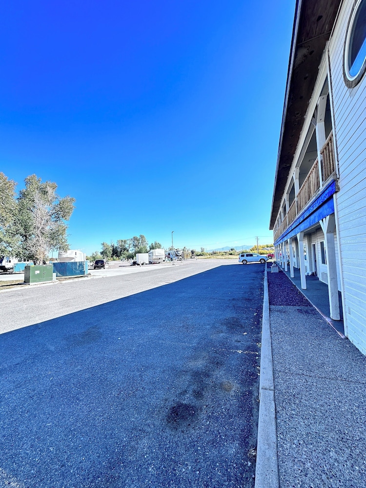 Beaverhead Lodge Dillon Ex Motel 6 Dillon Mt 45/50