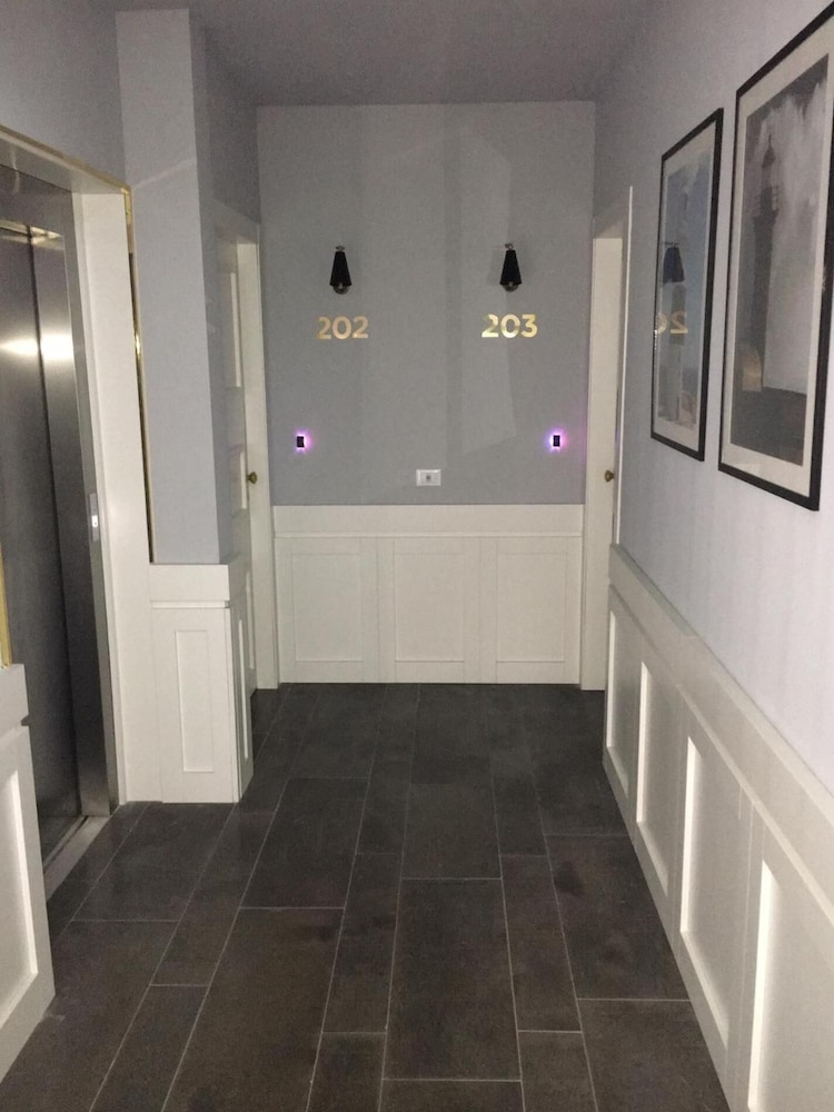 Residence Ten Suite 4/40