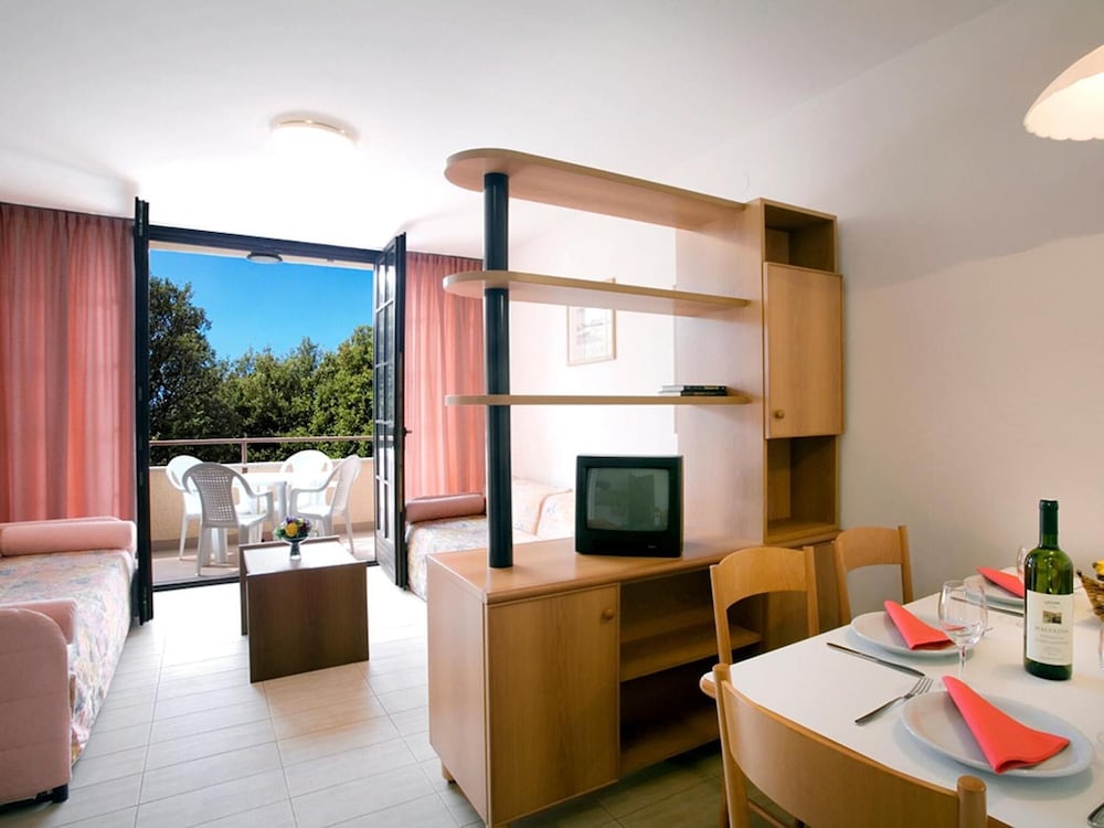 Camping Solaris Rooms 15/50