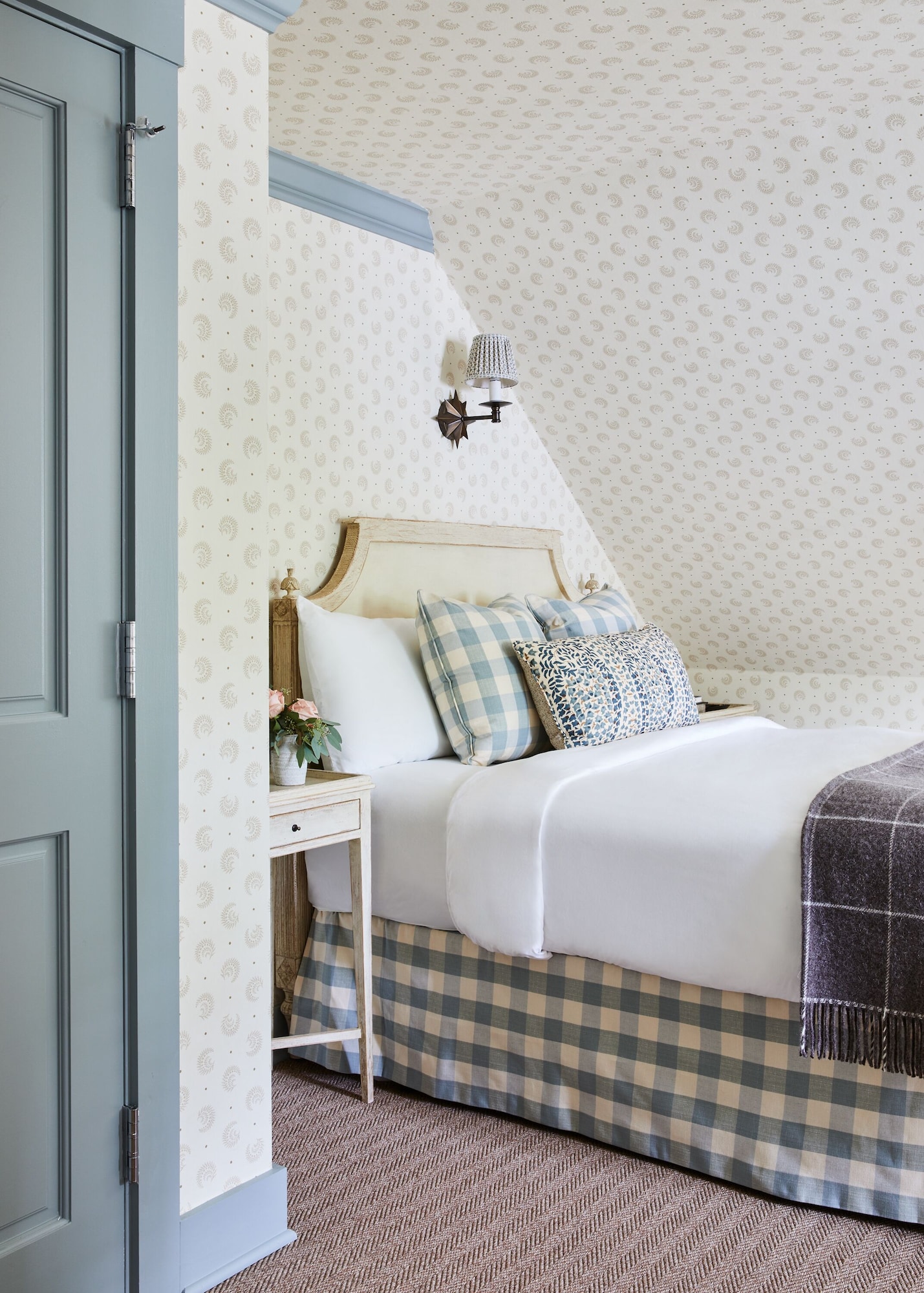 Original, Cottage, Queen Bed