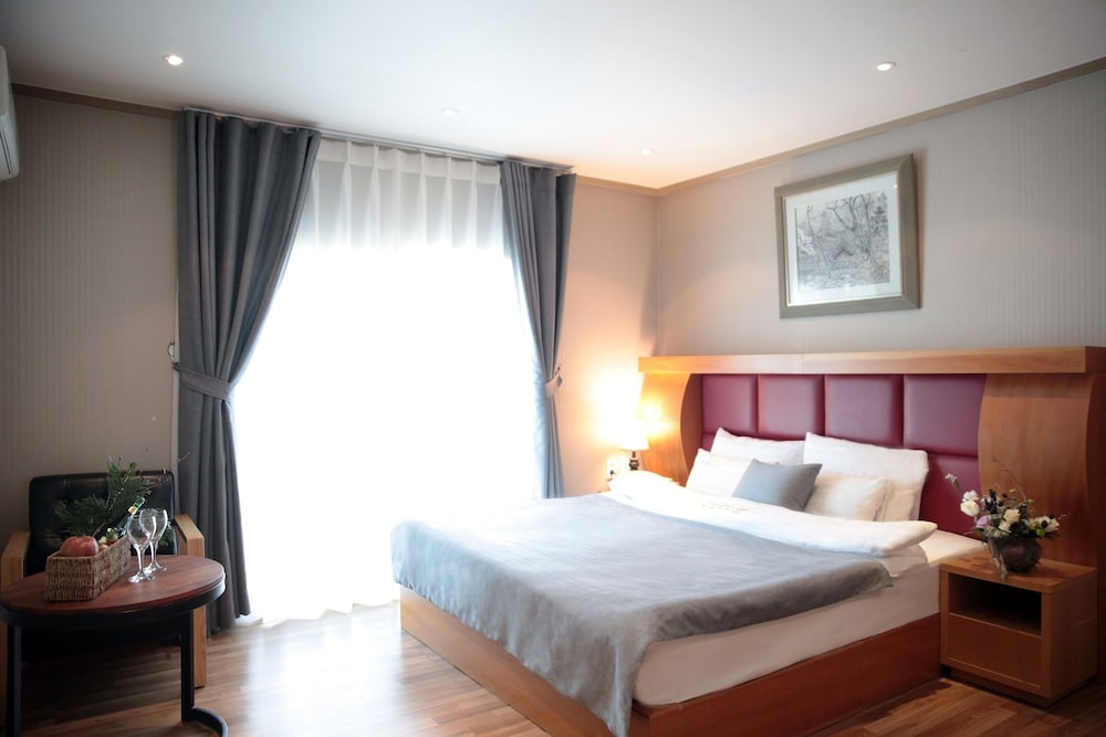 STANDARD, DOUBLE BED