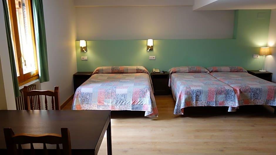 Hotel Vicente 12/59