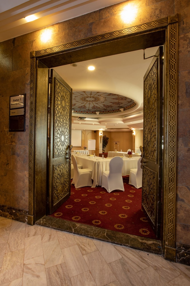 Bristol Hotel Amman 9/50