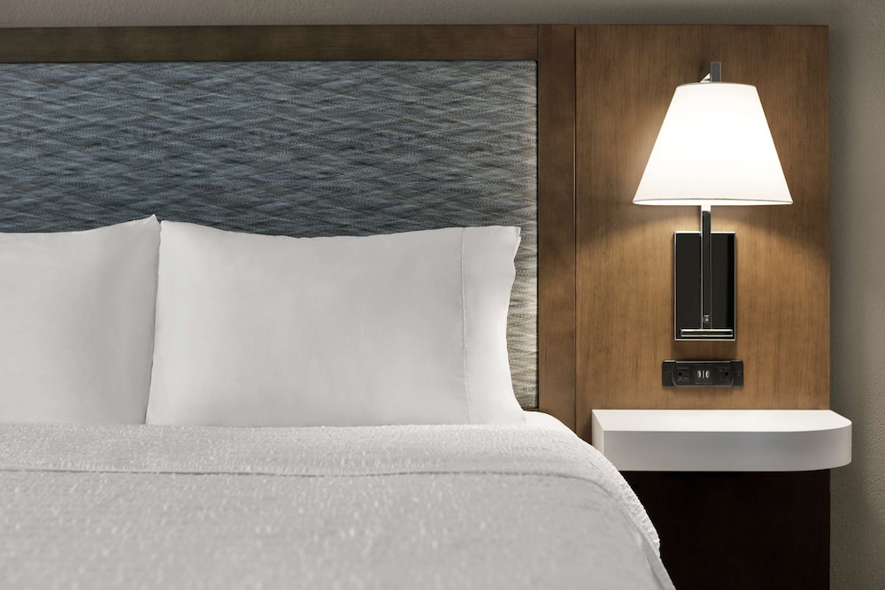 Hampton Inn and Suites Salisbury/Fruitland 22/58