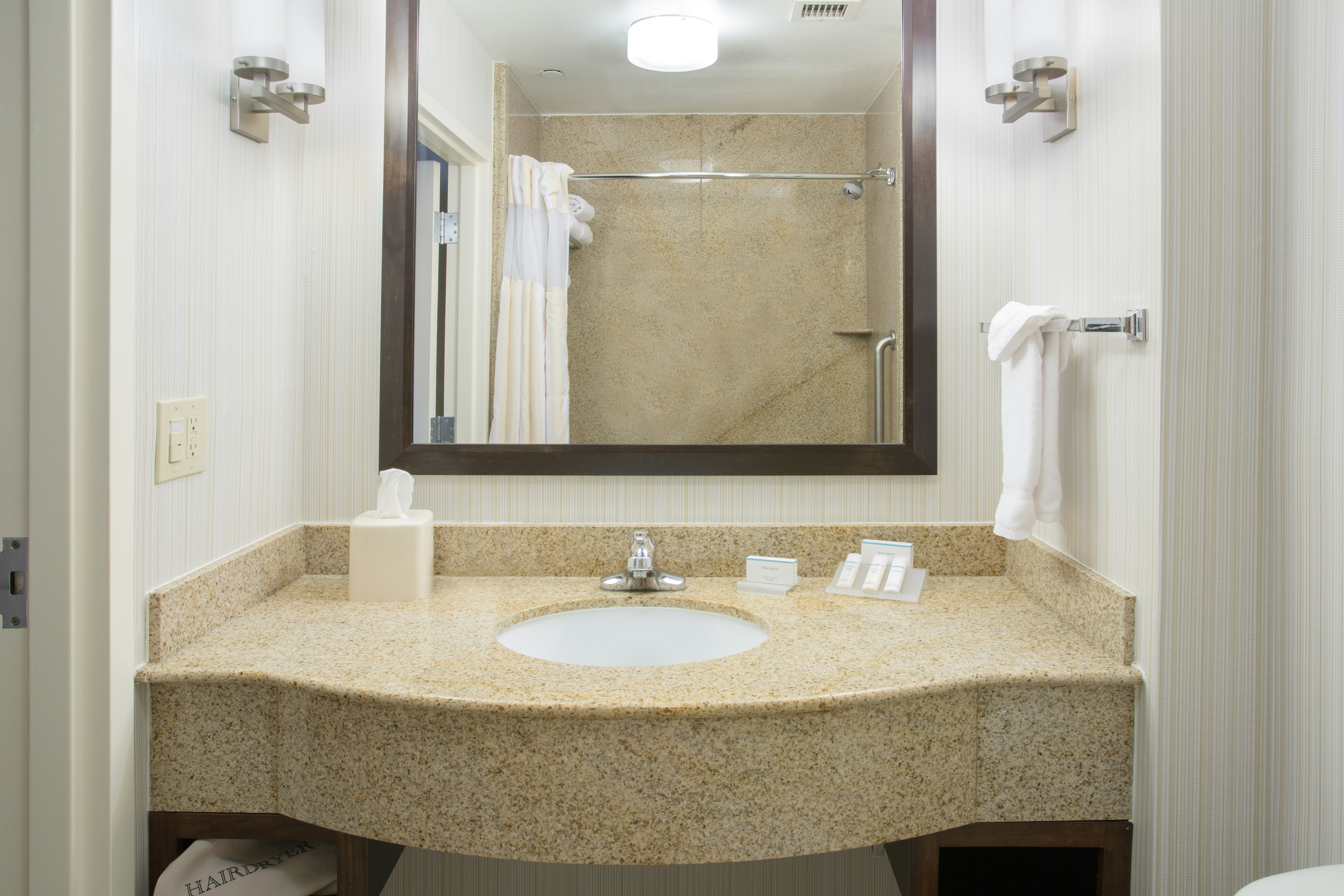 1 Bedroom, Suite, 2 Queen Beds, Hilton Garden Inn Phoenix Avondale 2/2