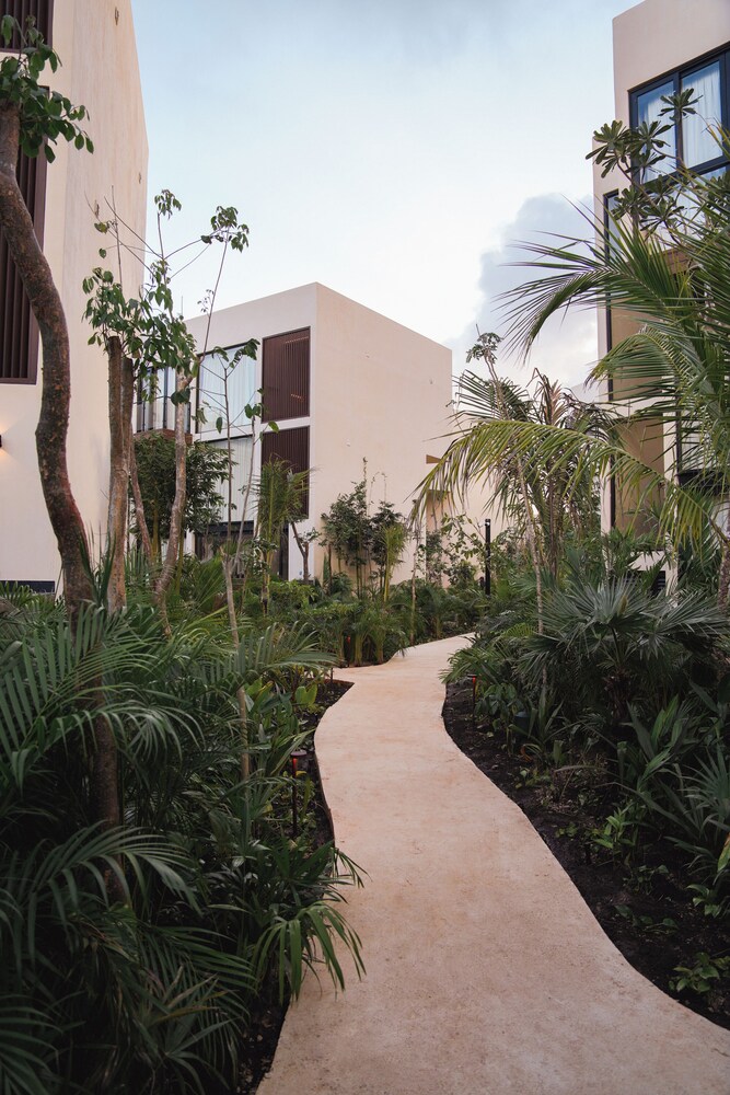 Trobbu Boutique Collection Tulum 46/50