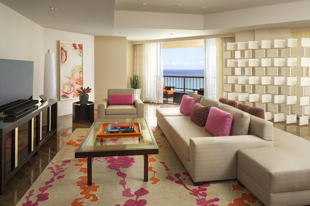 Hyatt Regency Waikiki Beach Resort and Spa 28/50