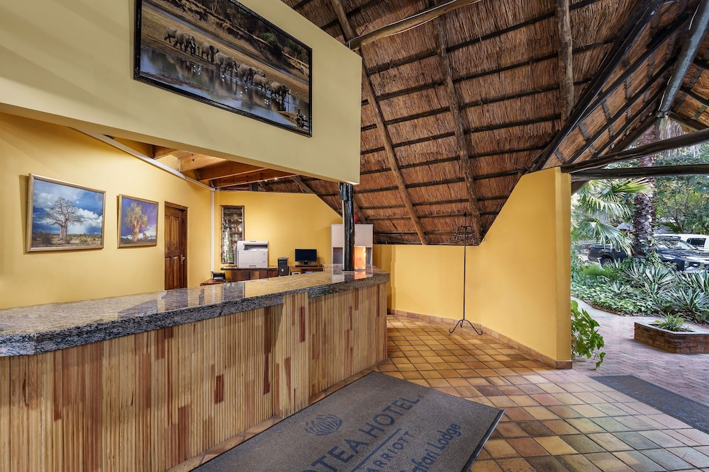 Protea Hotel by Marriott Lusaka Safari Lodge 7/50
