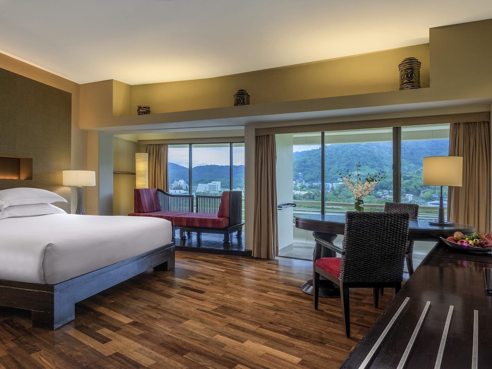JUNIOR SUITE, DOUBLE BED, GARDEN VIEW