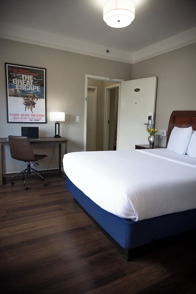 The Hotel Hollywood - Westsiderentals 36/75