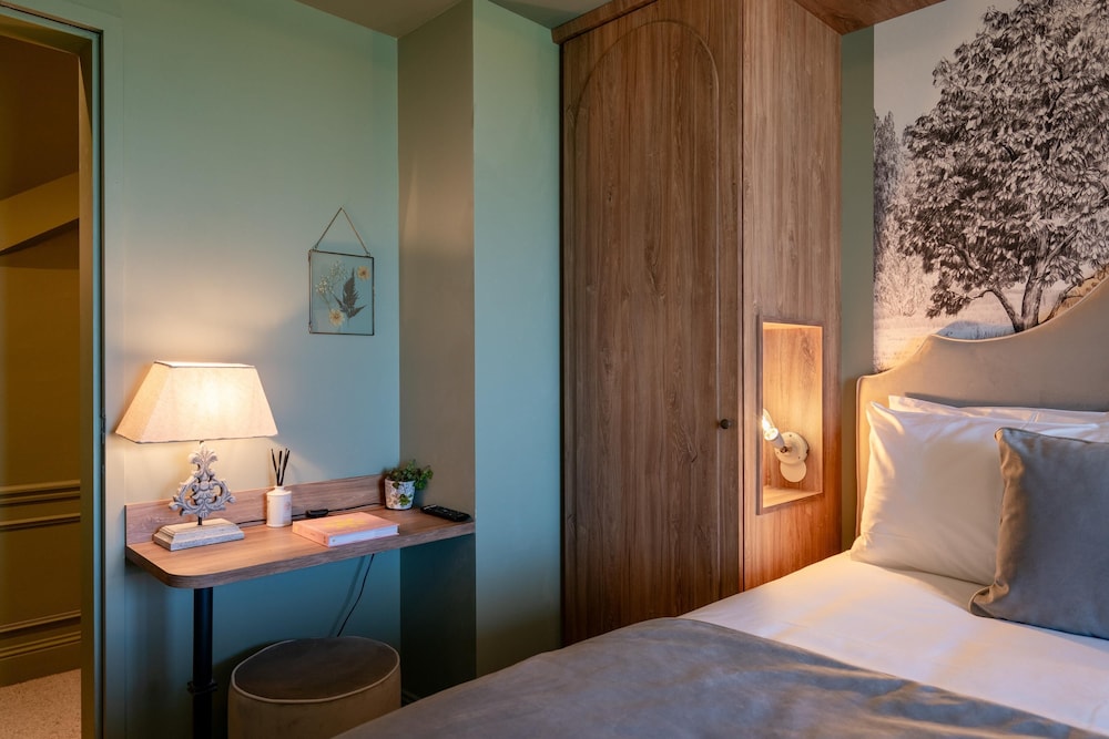 Villa Edmond Hotel & Spa 41/42