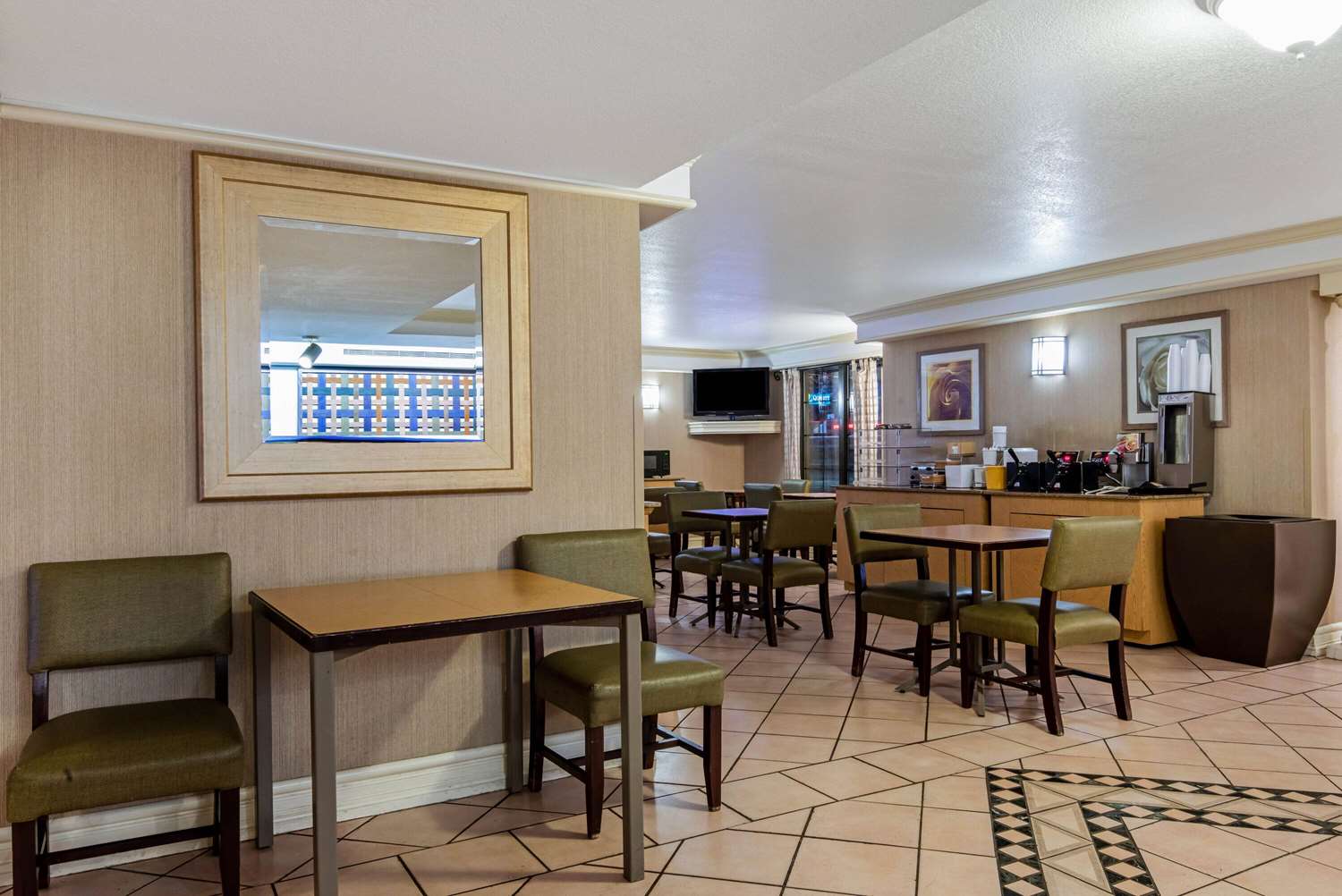 La Quinta Inn by Wyndham Amarillo Mid-City 45/52