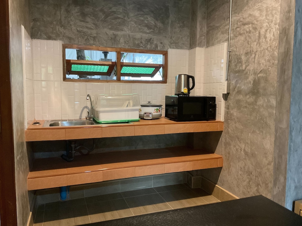 Araya Boutique Hotel 10/69