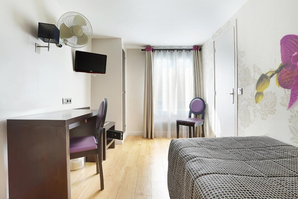 Hotel De La Boetie 11/61