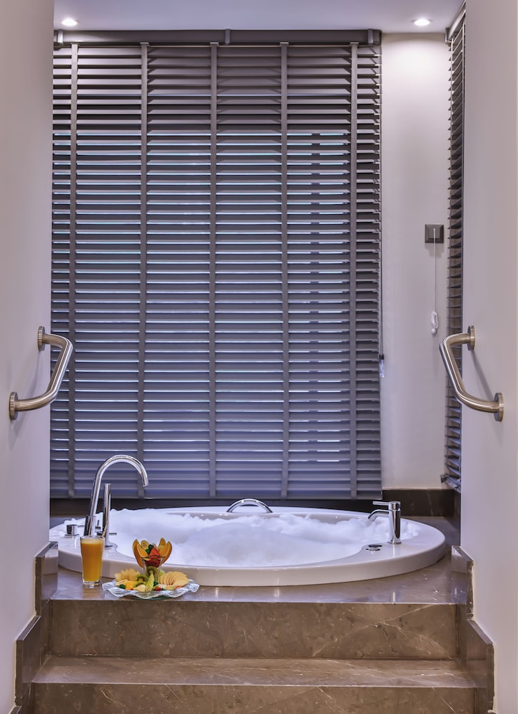 Narven Wellness & Thermal Hotel 46/50