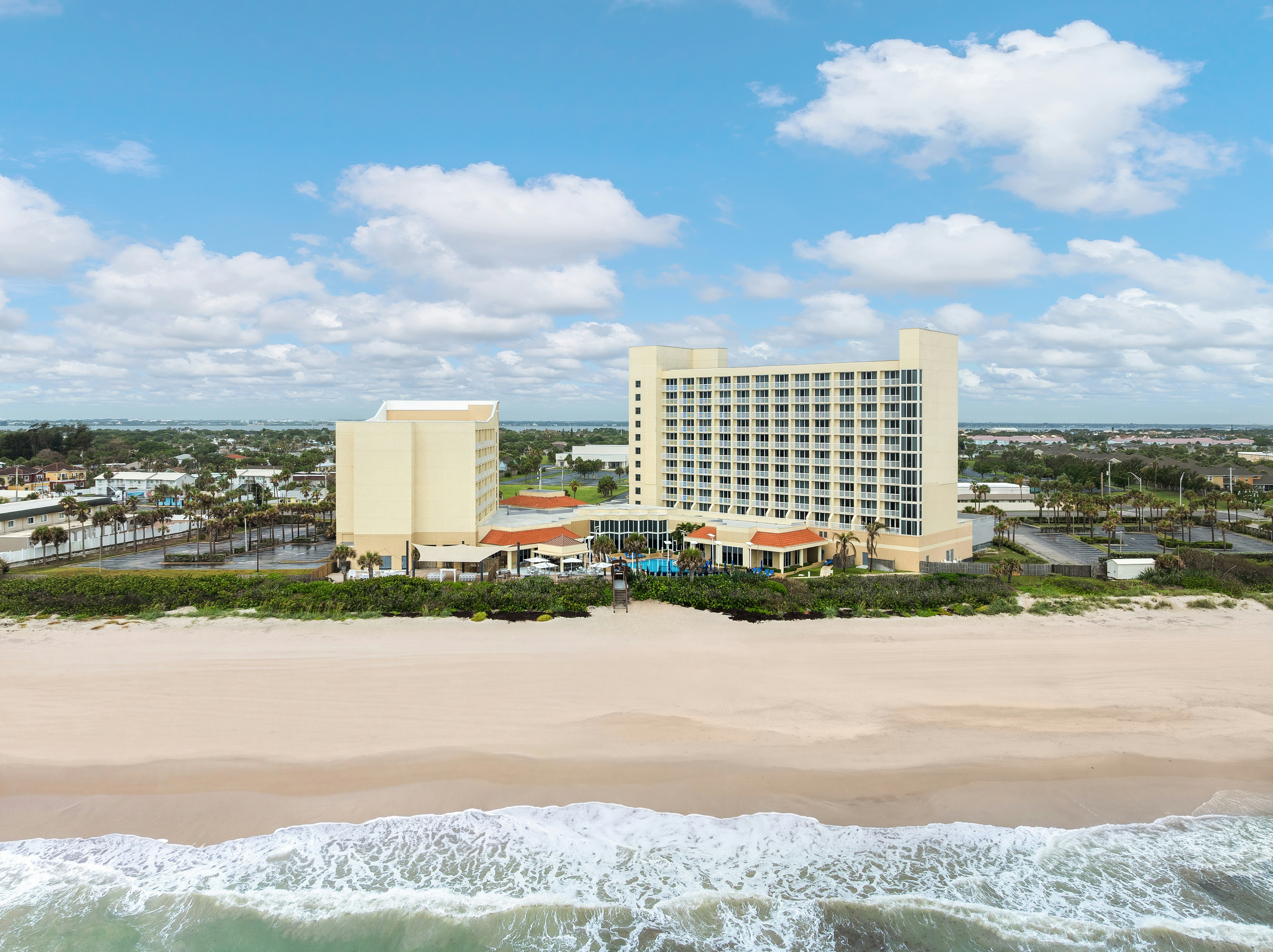 Hilton Melbourne Beach Oceanfront 4/83